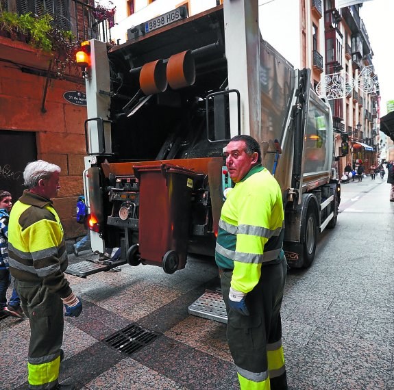 El déficit en GHK provoca las primeras subidas de la tasa de basura y ...